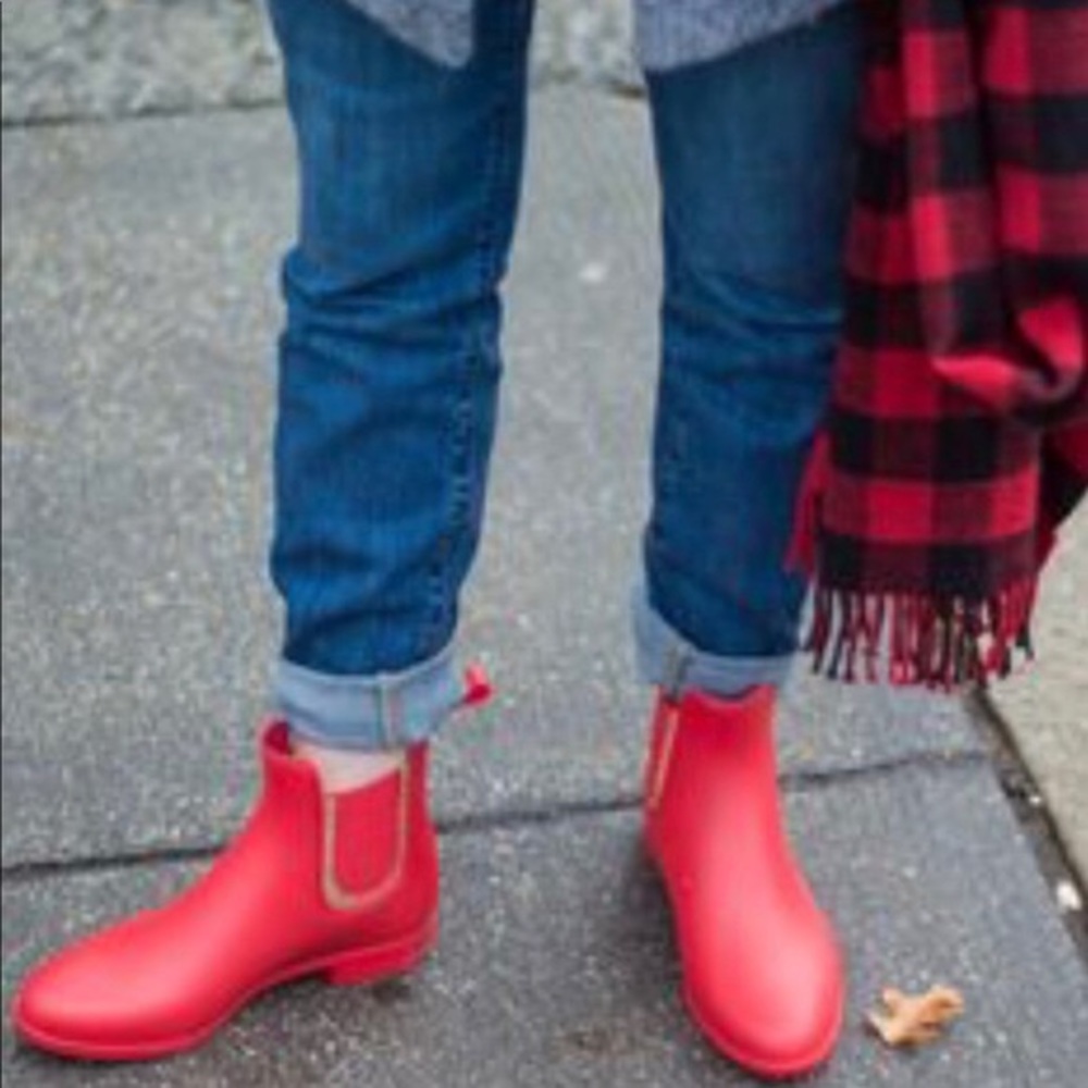 Red Jack Rogers Chelsea boots